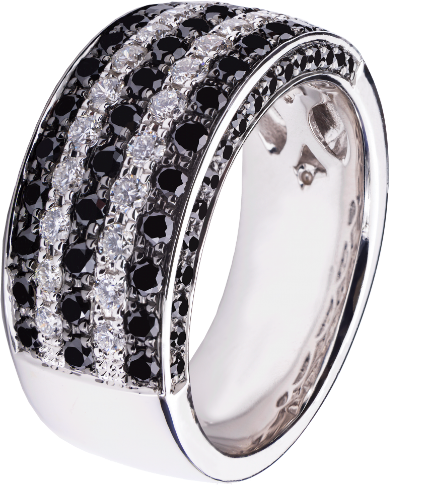 18 Crt Wg Ring With 97 White And Black Diamonds (944x1017), Png Download