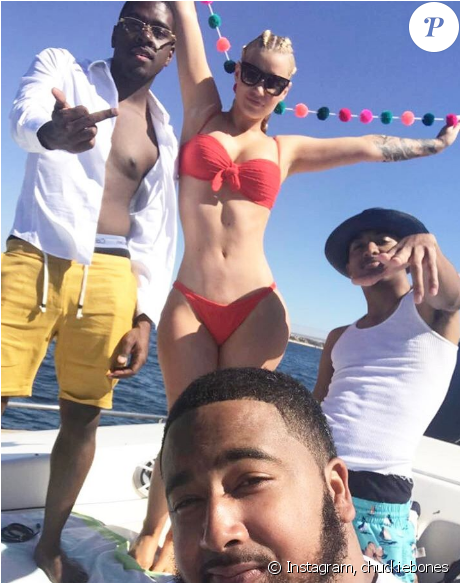 Iggy Azalea En Vacances À Cabo San Lucas (950x582), Png Download