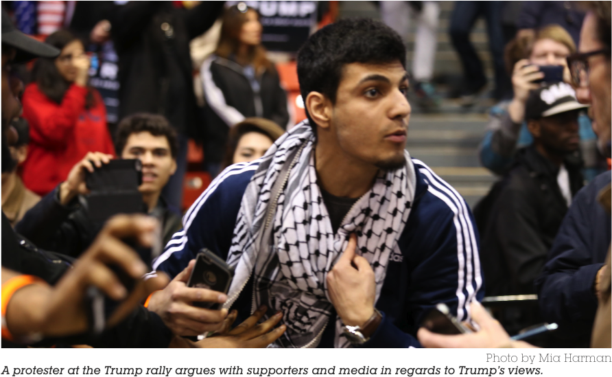 Donald Trump's Scheduled Rally In University Of Illinois (933x567), Png Download