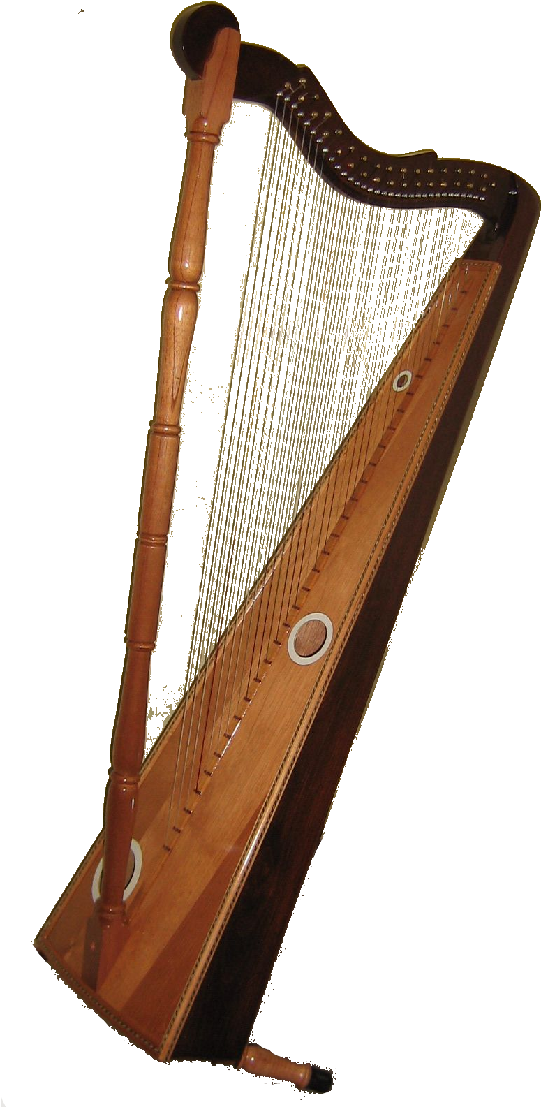 Proviene Del Arpa Céltica Y Consta De Tres Partes (812x1600), Png Download