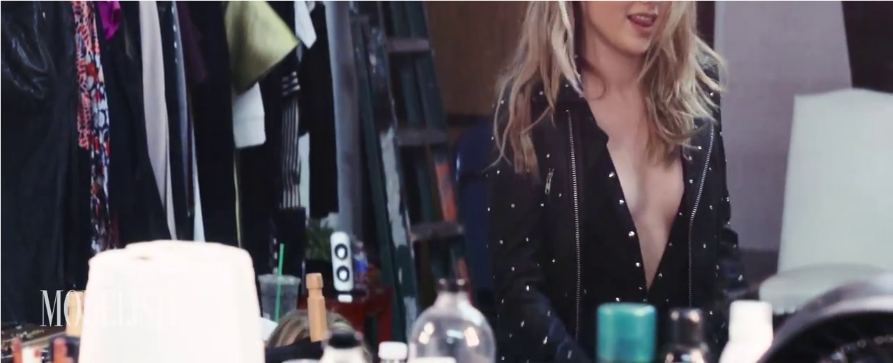Peyton List Png (1280x720), Png Download
