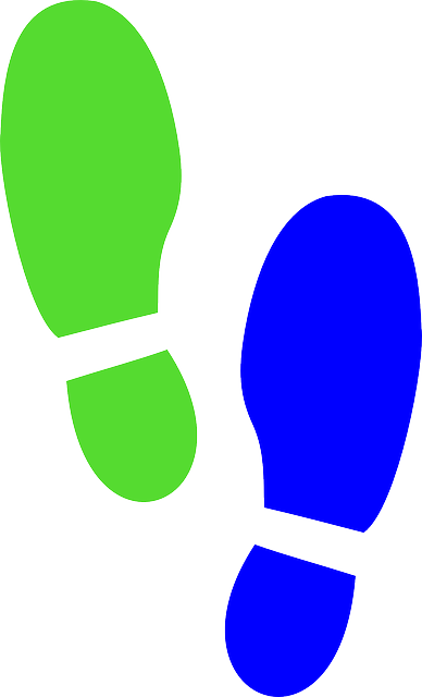 And Watched What Is Going On Around You - Huella De Zapato Verde (388x640), Png Download