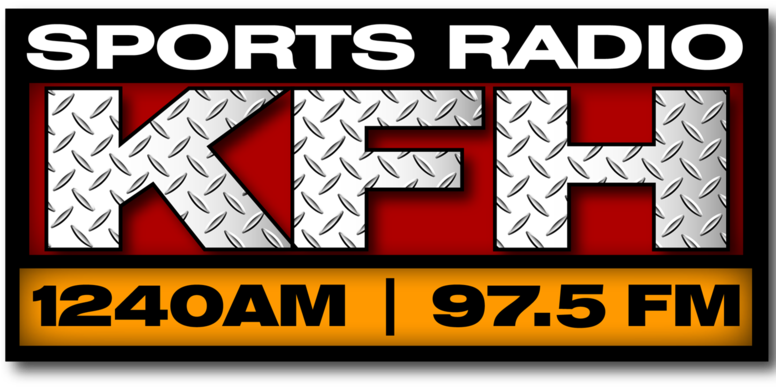 Yankees' Farquhar Makes 1st Outing Since Brain Hemorrhage - Emblem (775x425), Png Download