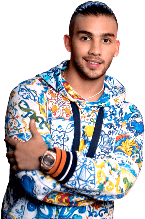 De Talla Mundial - Sitting (500x755), Png Download