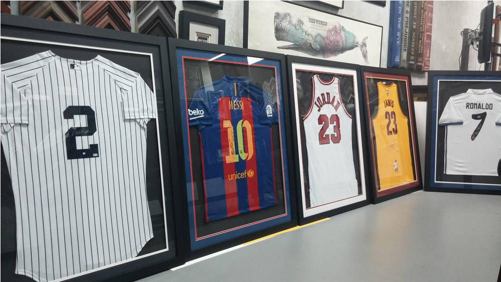 Sports Jersey & Collectibles Frame Gallery - Signed Jordan Jersey Frame (1000x1000), Png Download