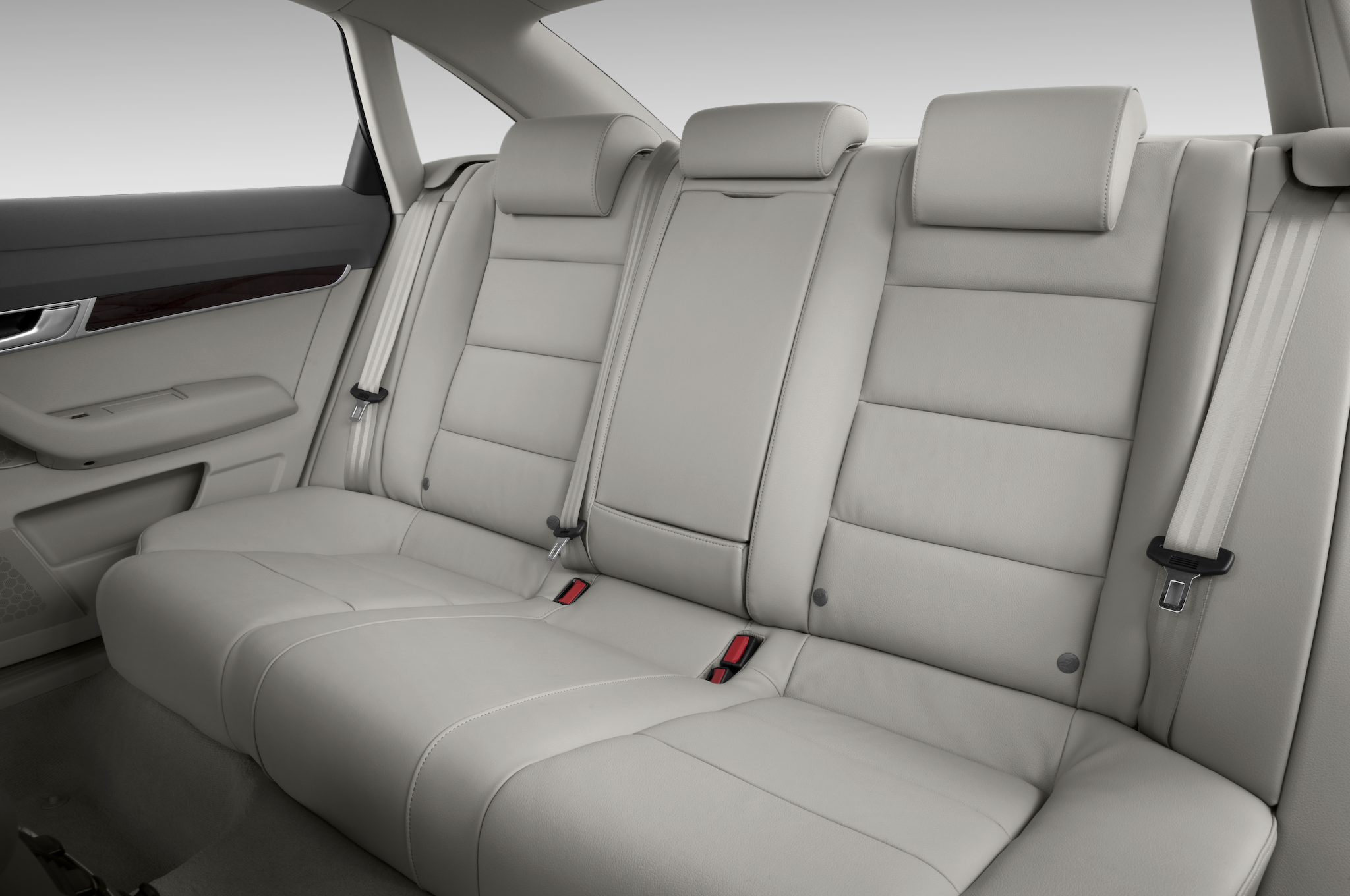 33 - - Bmw 5 Series 2012 Rear Seats (2048x1360), Png Download