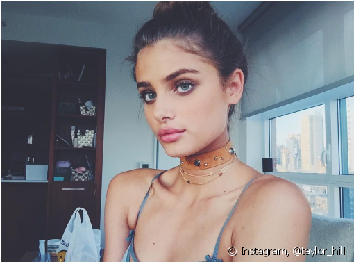Em 2017, A Top Model Taylor Hill Entra Para O Time - Taylor Hill Snapchat Filter (790x569), Png Download