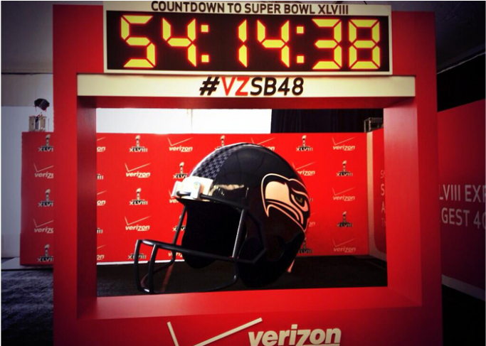 Solution - - Display Device (900x486), Png Download