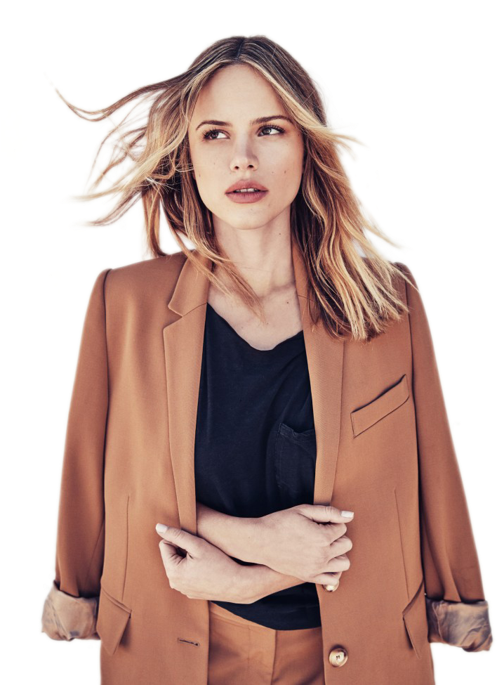 In Which The Team Provide Tons Of Pngs For You To Choose - Halston Sage (740x981), Png Download