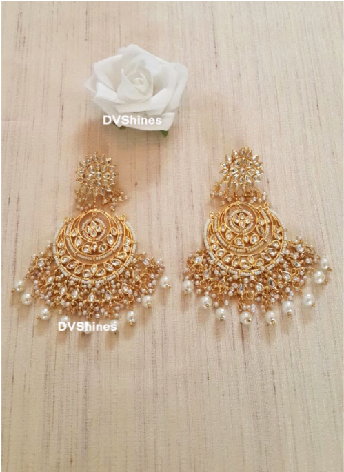 Huge Dangling Kundan And Pearl Earrings - Earrings (684x684), Png Download
