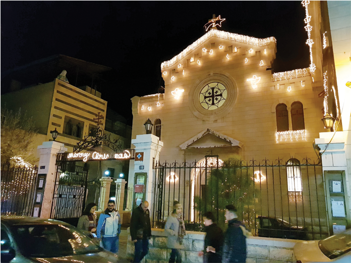 Mid-size Car (900x530), Png Download