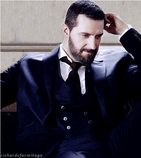 Richard Crispin Freakin' Armitage Tom Hiddleston, Richard - Gentleman (528x586), Png Download