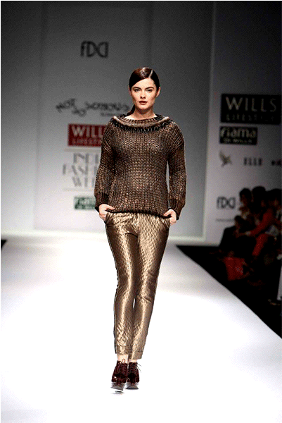 32 - India Fashion Week (800x600), Png Download