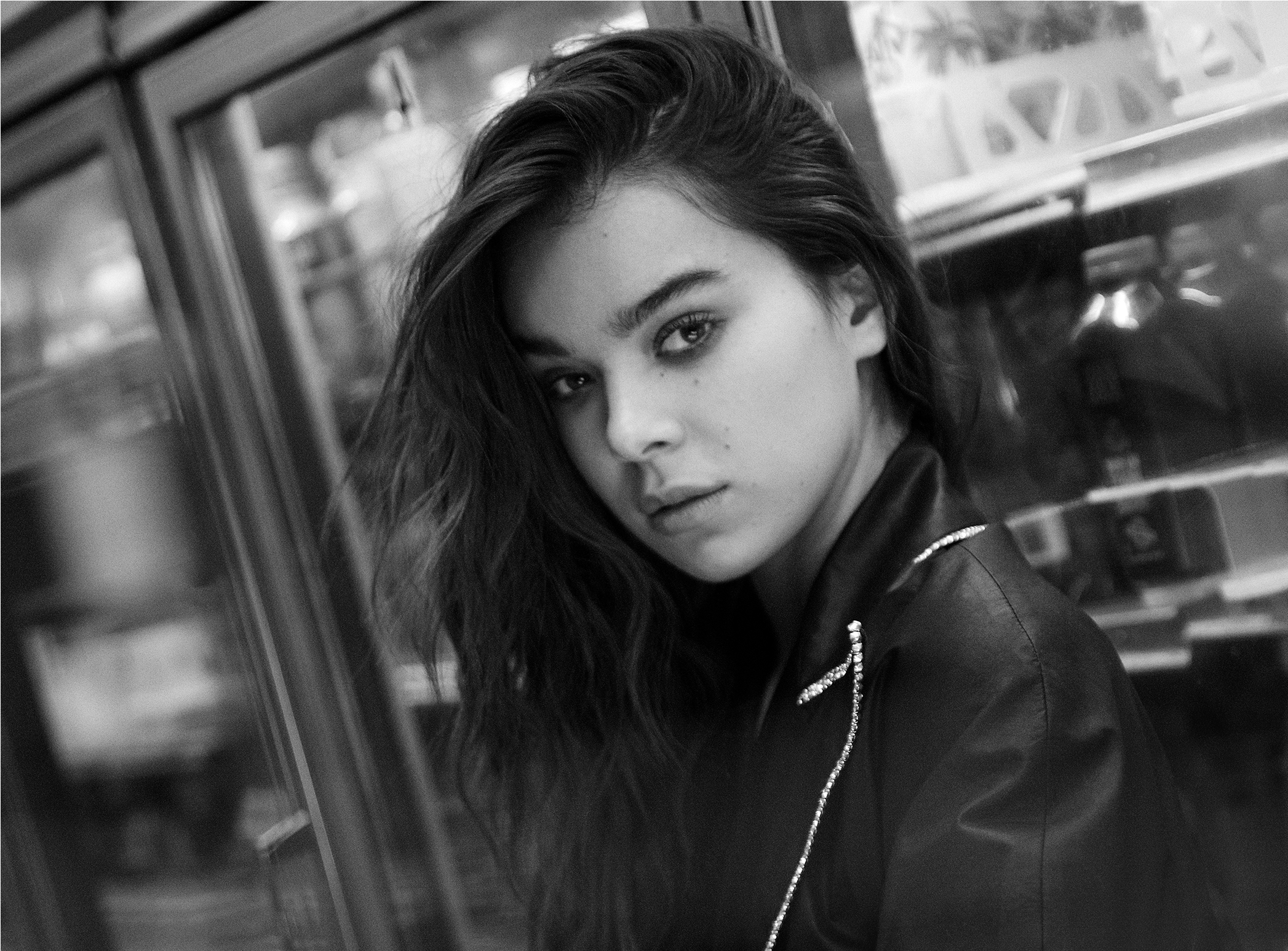 If There's Anything I'm Sure Of Following This Talk, - Hailee Steinfeld December 2018 (2880x2037), Png Download