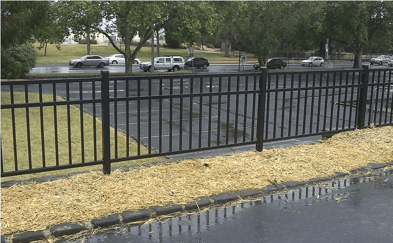 Low Tubular Steel Fence In Melbourne - Melbourne (767x600), Png Download