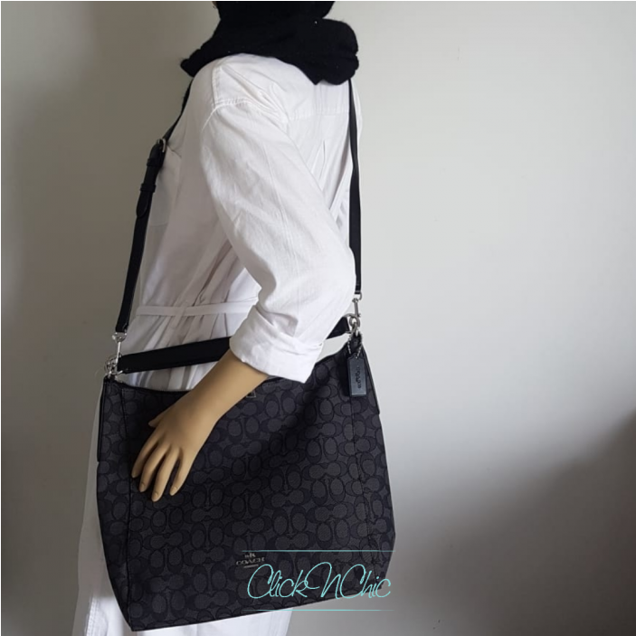 Coach F58327 Outline Celeste Convertible Hobo In Signature - Messenger Bag (702x1080), Png Download