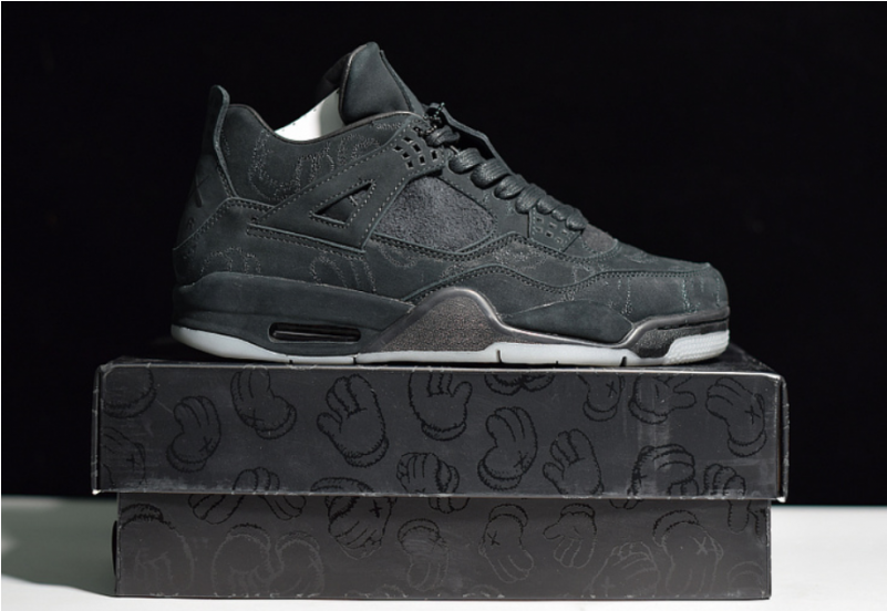 Kaws X Air Jordan 4 Black - Sneakers (800x800), Png Download