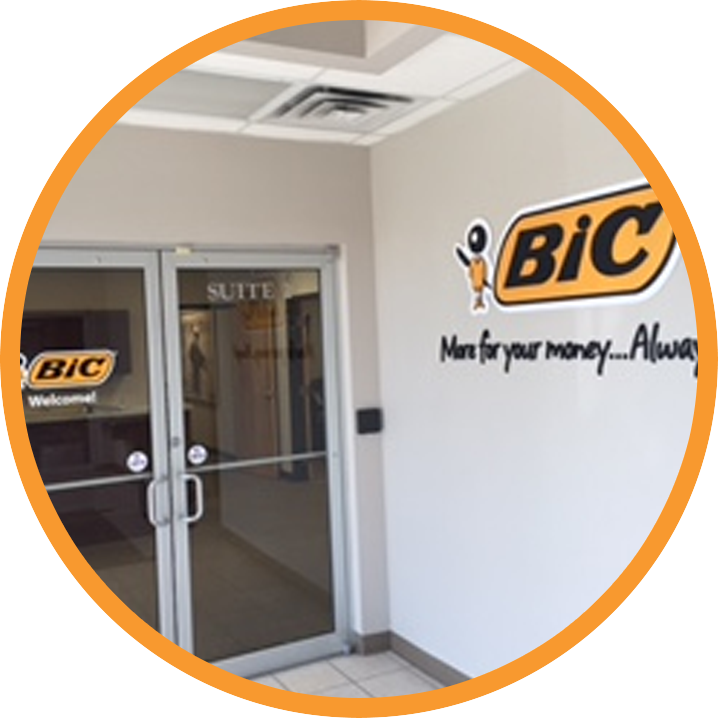 Office Building Exterior Doors - Bic (718x718), Png Download