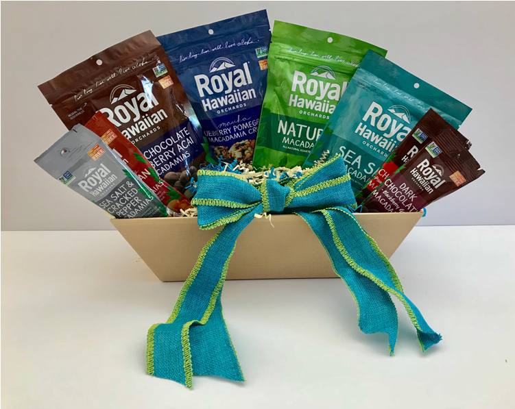 Macadamia Nut Best Seller Gift Basket - Russian Candy (900x900), Png Download