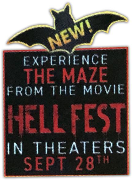 Six Different Haunted Houses, Seven Scare Zones As - Batman (561x600), Png Download