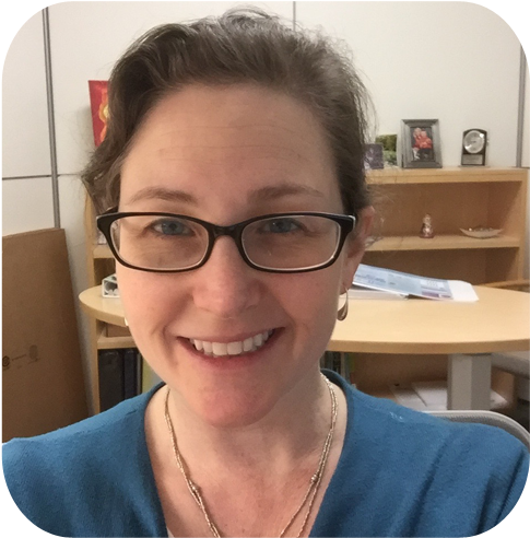 Dorothy Is The Proud Mother Of Two Beautiful Children, - Selfie (600x600), Png Download