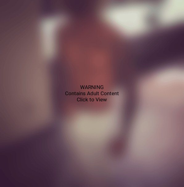 Justin Bieber Grabs Crotch In Newest Pic - Parallel (597x607), Png Download