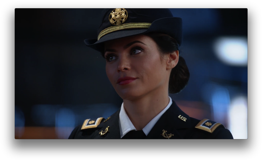 Supergirlverified Account - Supergirl Jenna Tatum Uniform (903x558), Png Download