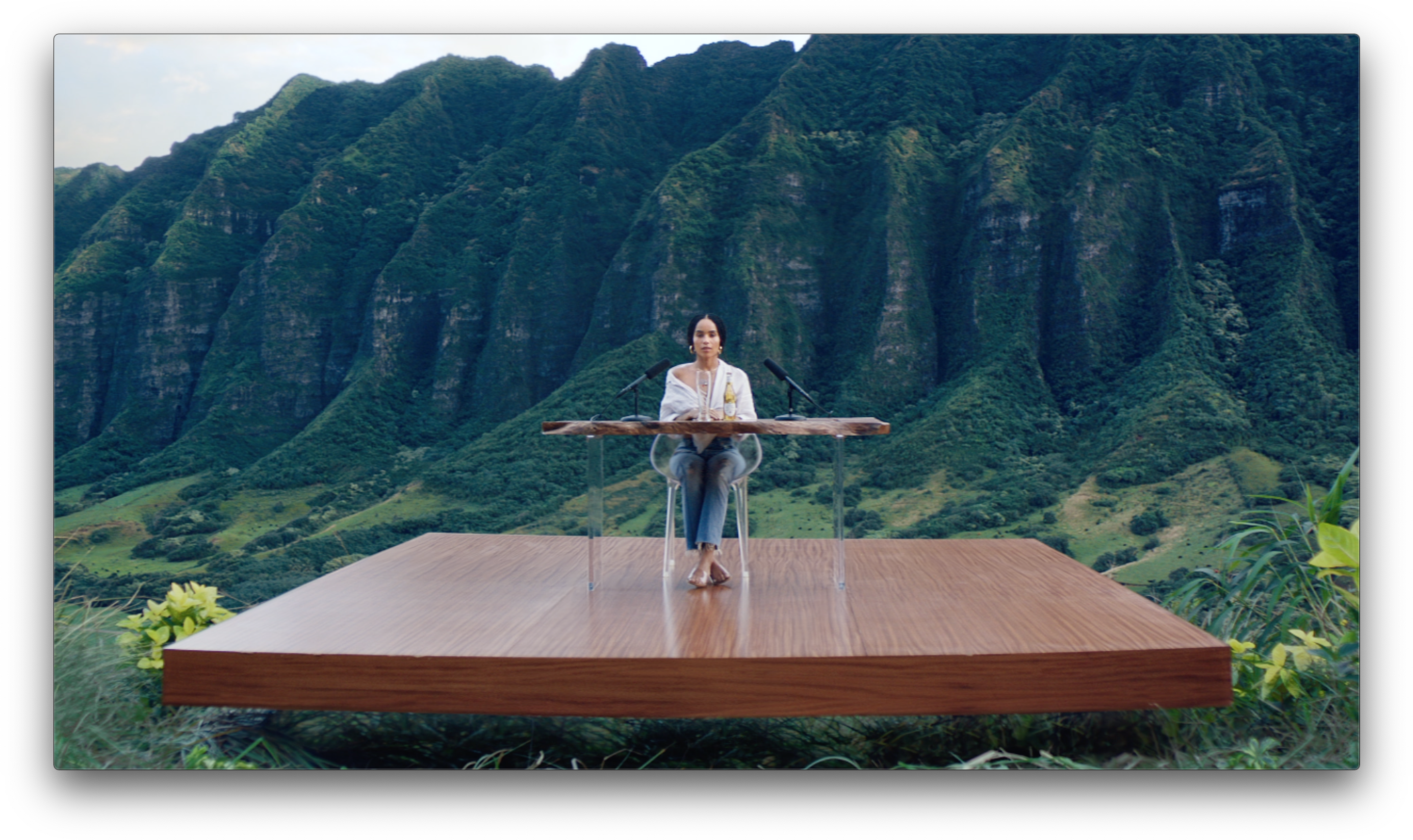 Watch Zoë Kravitz Whisper Her Way Through The Quietest - Autonomous Sensory Meridian Response (2784x1666), Png Download