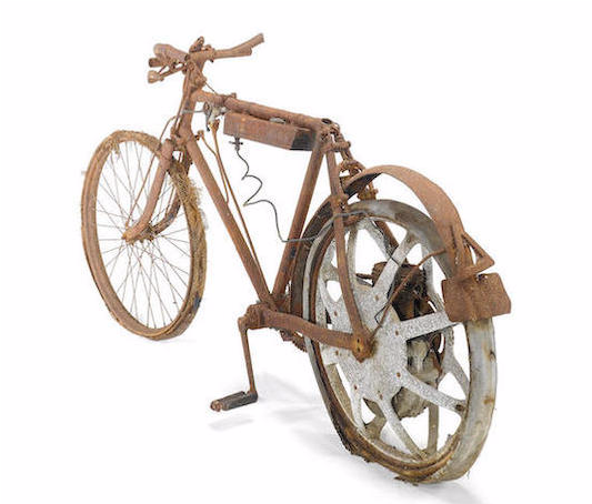 For Your Money, You Get The Bike, A Set Of Old-fashioned - Rusty Old Bike Transparent (687x453), Png Download