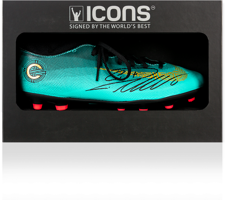 Cristiano Ronaldo Signed Nike Cr7 Mercurial Superfly - Nike Mercurial Vapor (870x890), Png Download