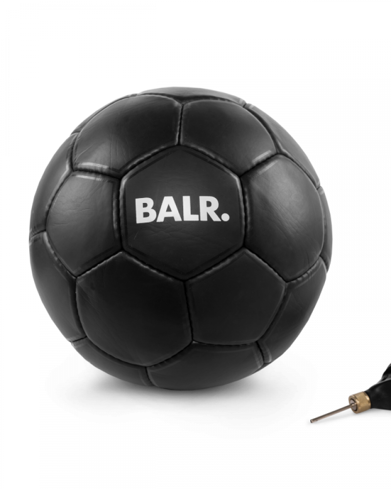 Balón De Fútbol Y Bomba - Balr (800x1000), Png Download