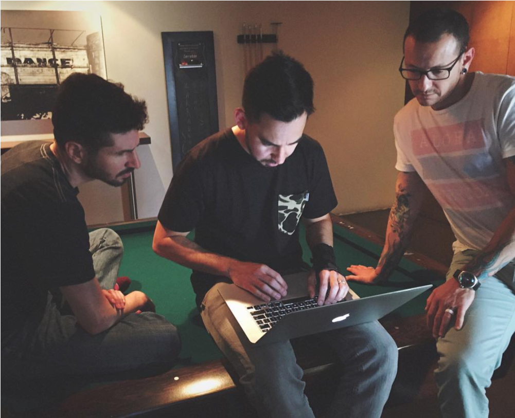 Propeller - Sitting (1000x1000), Png Download