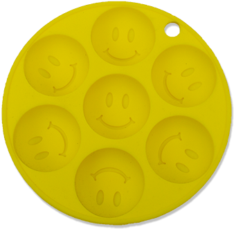 Kitchen Collection Smiley Face Ice - Circle (800x533), Png Download