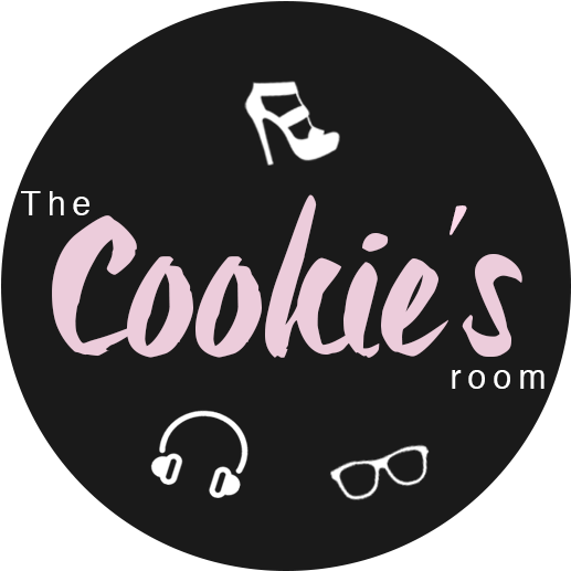 Xoxo Emi-the Cookie's Room - Circle (600x600), Png Download