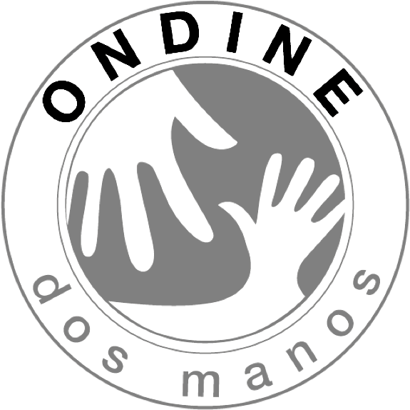 Dos Manos Balck And White - Circle (590x640), Png Download