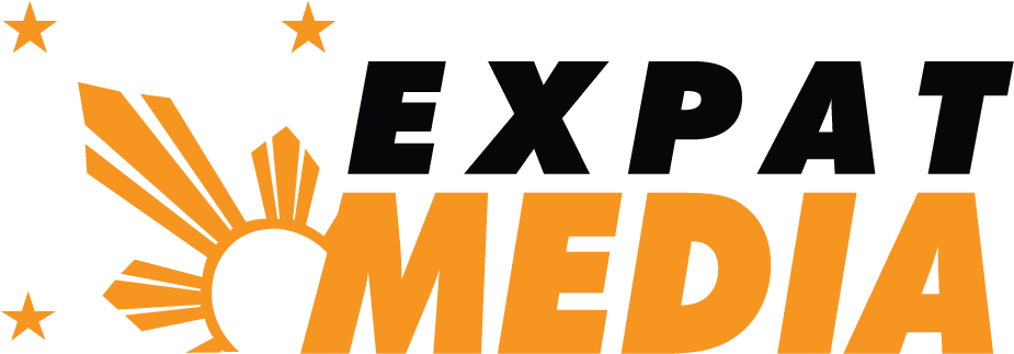 Expat Media - Expat Media Logo (1008x379), Png Download