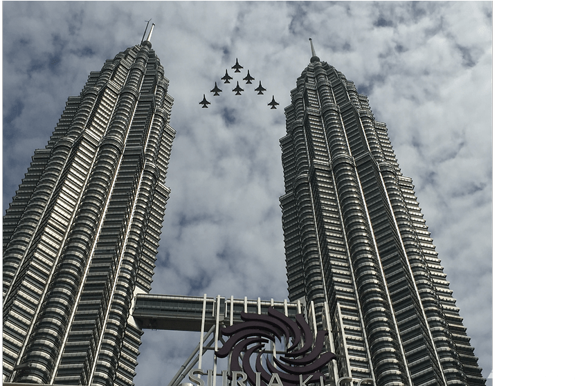 South Korea's Black Eagles Perform Fly-by Over Kuala - Petronas Twin Towers (991x557), Png Download