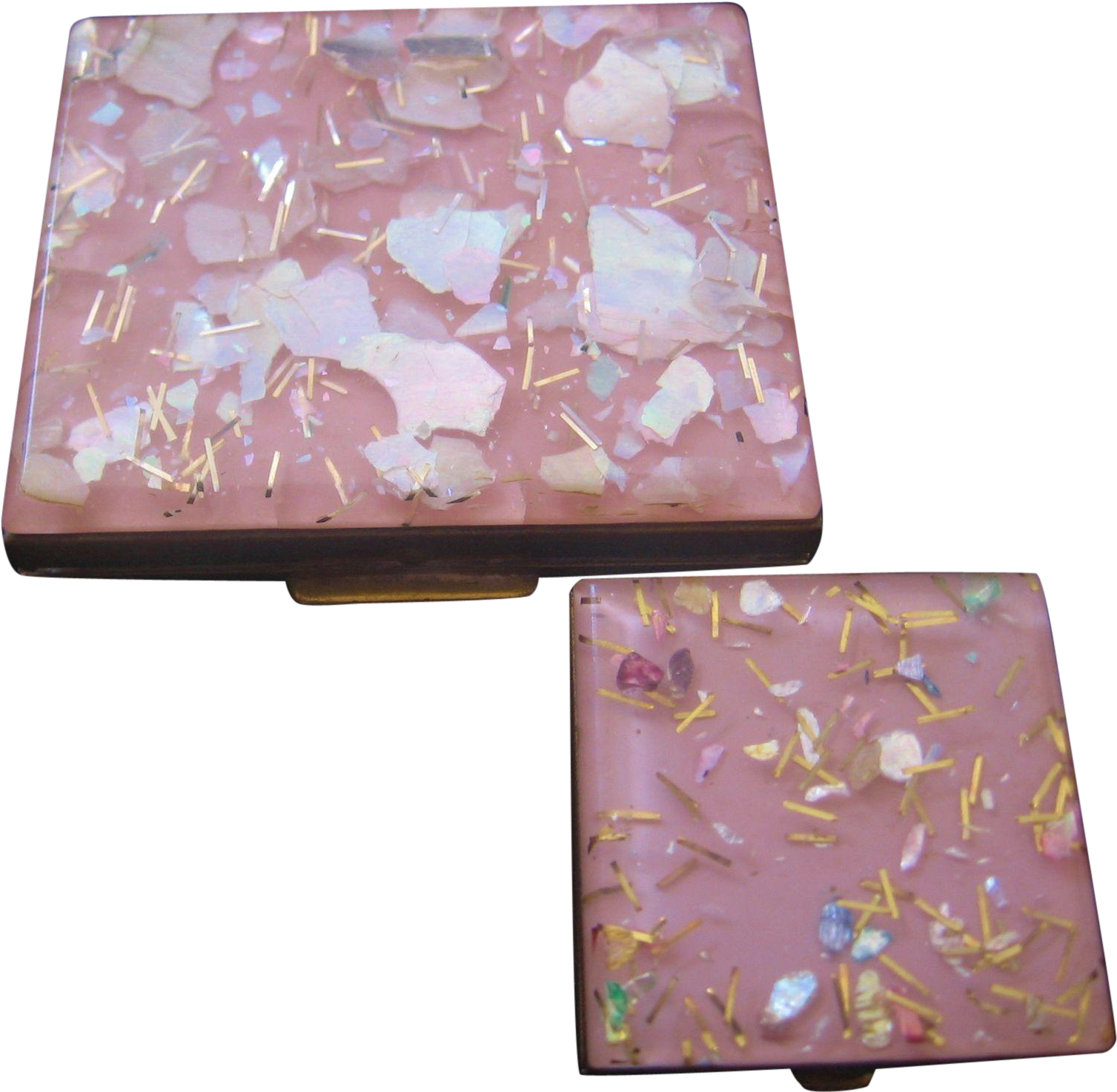 Vintage 1950's Pink Lucite Confetti Compact And Pill - Fudge (1506x1506), Png Download