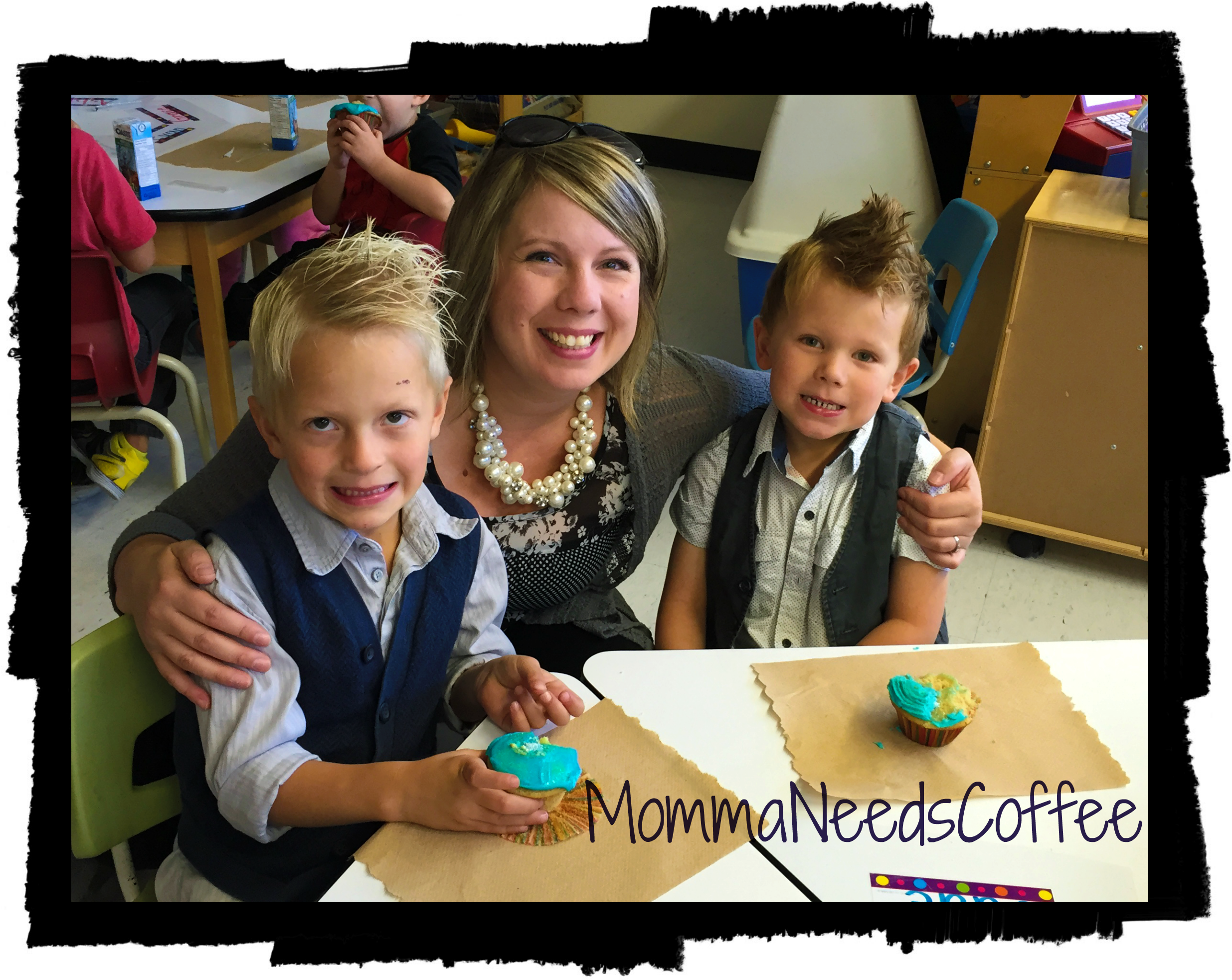 Share (2626x1970), Png Download