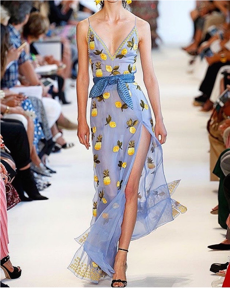 Spring Fashion 2017, Fashion Week, High Fashion, Runway - Fashion (750x1334), Png Download