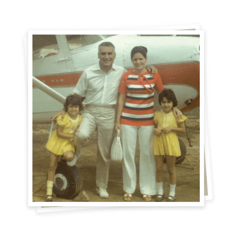 After Helping Them Rebuild, Senator Taddeo Set Out - Family (1000x1000), Png Download