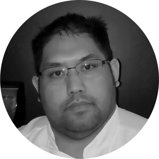 Earl Tutol Is The Executive Chef At Krawbar, A Cajun/asian - Gentleman (626x626), Png Download