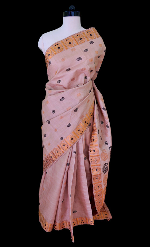 Muga Silk Saree With Guna Border, Kalka Motifs On The - Silk (498x820), Png Download