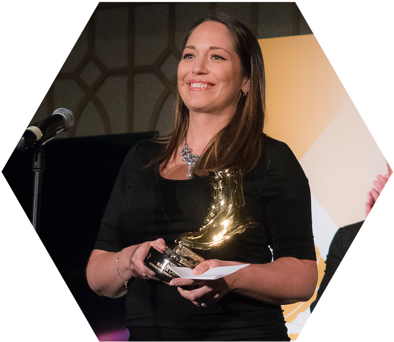 3 - Suzana Pires Fina Estampa (800x800), Png Download