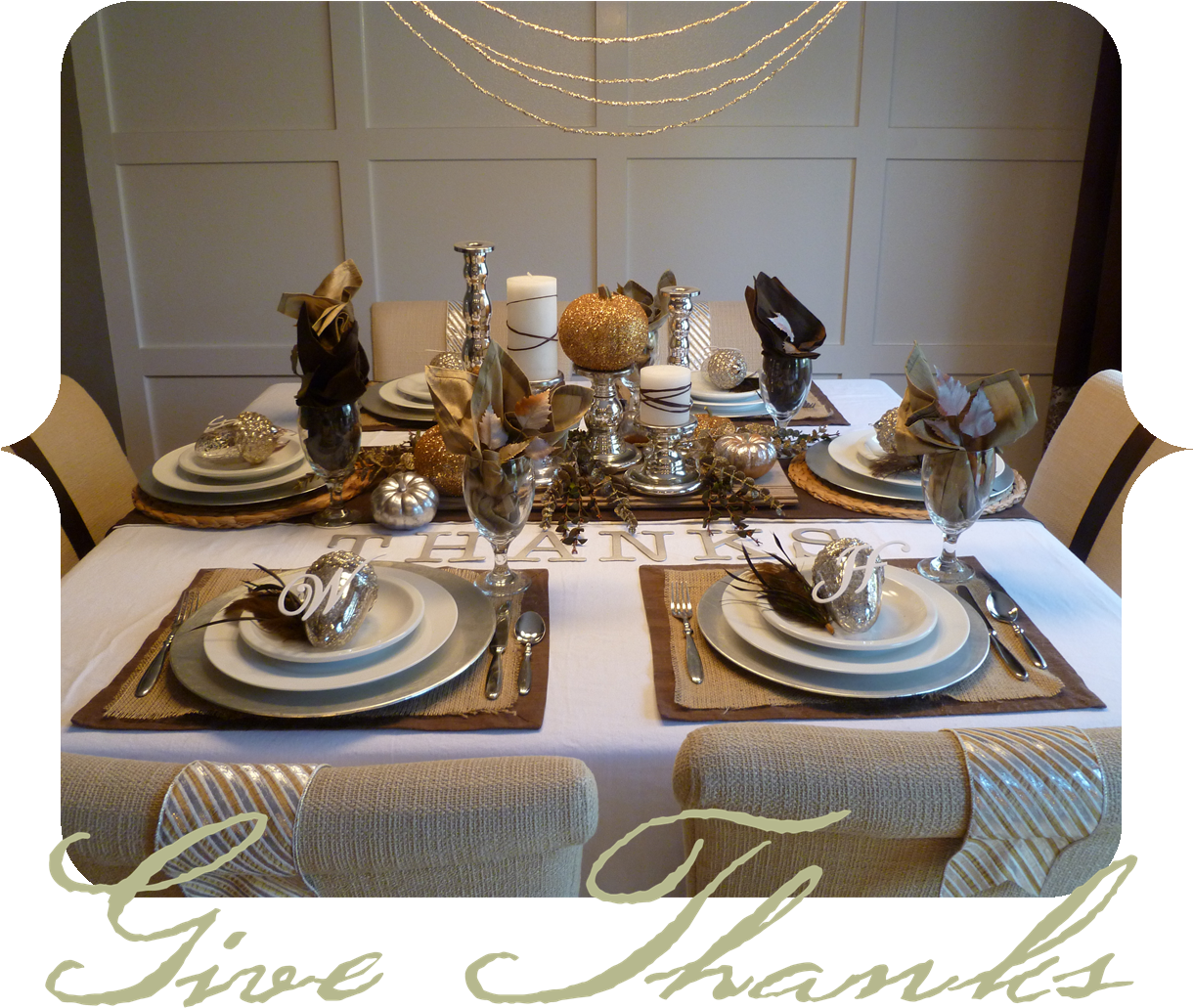 Christmas Wreath And Mantle - Table (1238x1109), Png Download