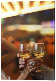Hands Holding The Glasses Of Champagne Making A Toast - Manos Brindis (400x400), Png Download