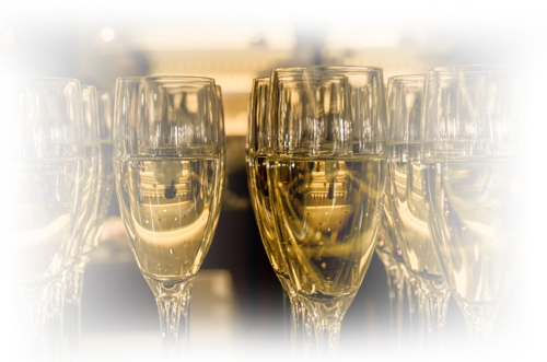Join Us As We Ring In The New Year At Mezzaluna Pizzeria - 六本木を1ダース(kadokawa / 角川書店) [電子書籍] (500x331), Png Download