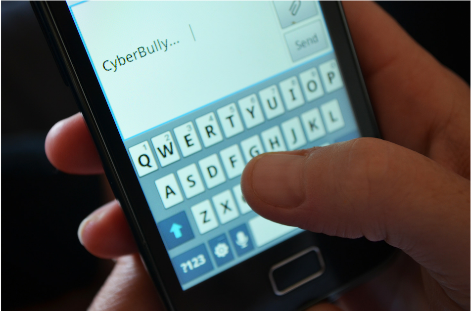 Stop Cyberbullying - Mean Cyberbullying Comments Phone (1200x628), Png Download
