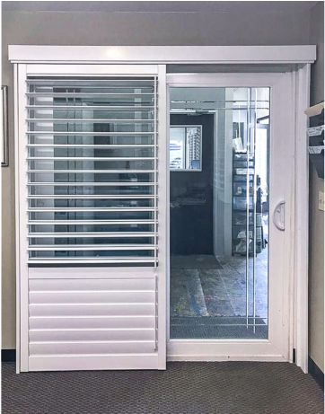 Sliding Shutter Door - Sliding Door (700x460), Png Download