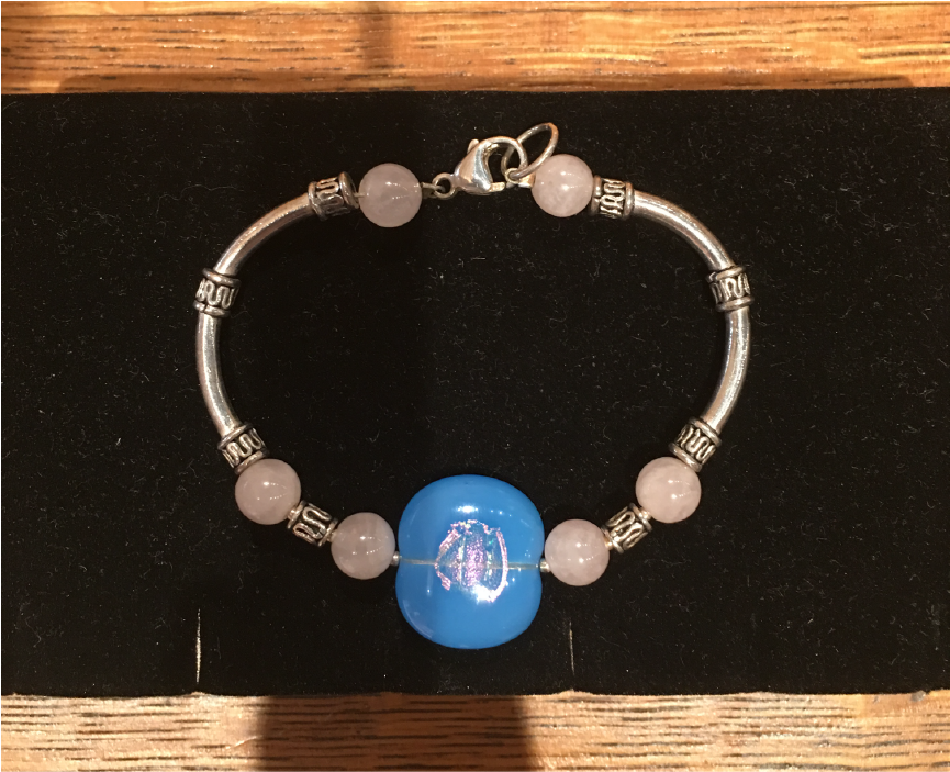 Light Blue With Pink Etched High Glass Bead Bracelet - Bracelet (864x1153), Png Download
